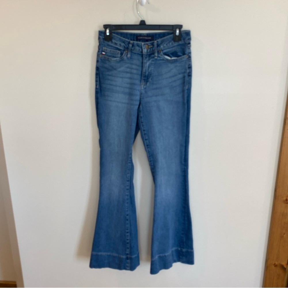Tommy Hilfiger Lafayette High Rise Flare Jeans Size 2 Medium Wash Logo 90s Y2K